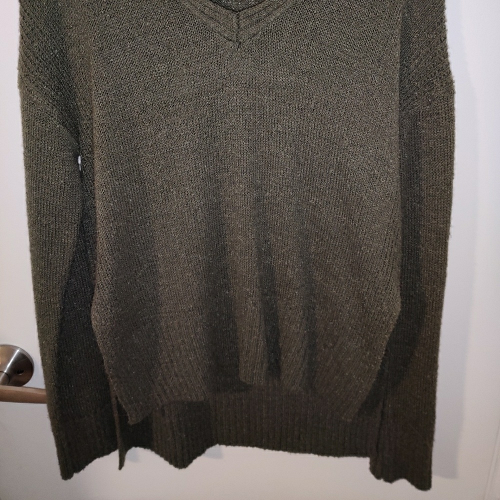 Sweater - Picture 3 of 8